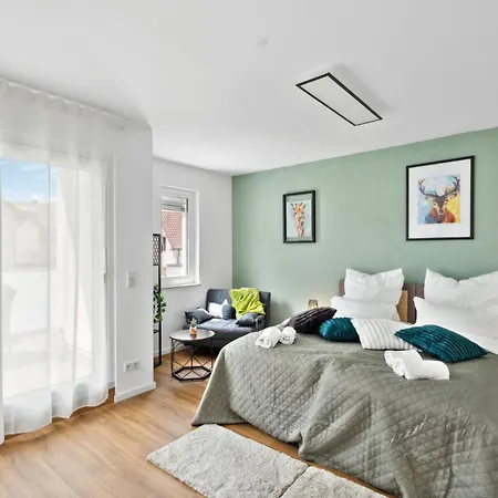 Apartment Tranquil - Built In 2025 - Hotel-quality Beds & Linen - Full Kitchen - Fiber Wifi - 4k Smart Tv - 2 Balconies - Elevator - Free Private Parking - Near Augsburg - 20 Min Via Autobahn To Munich-west Dasing