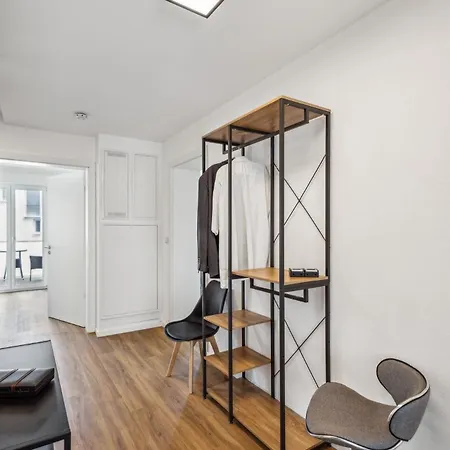 Apartment Harmonie Homes - Für Alle Gäste, Gruppen Und Familien Bis Zu 8 Gäste - Neubau 2025 - Premium Betten - 2 Balkone - Smart Tv - Gratis Privatparkplatz - Voll Ausgestattete Küche - 20 Min Nach München West - Zentral Gelegen *