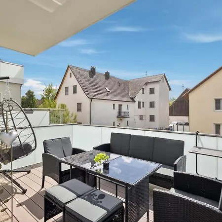 Harmonie Homes - Für Alle Gäste, Gruppen Und Familien Bis Zu 8 Gäste - Neubau 2025 - Premium Betten - 2 Balkone - Smart Tv - Gratis Privatparkplatz - Voll Ausgestattete Küche - 20 Min Nach München West - Zentral Gelegen Apartment Dasing