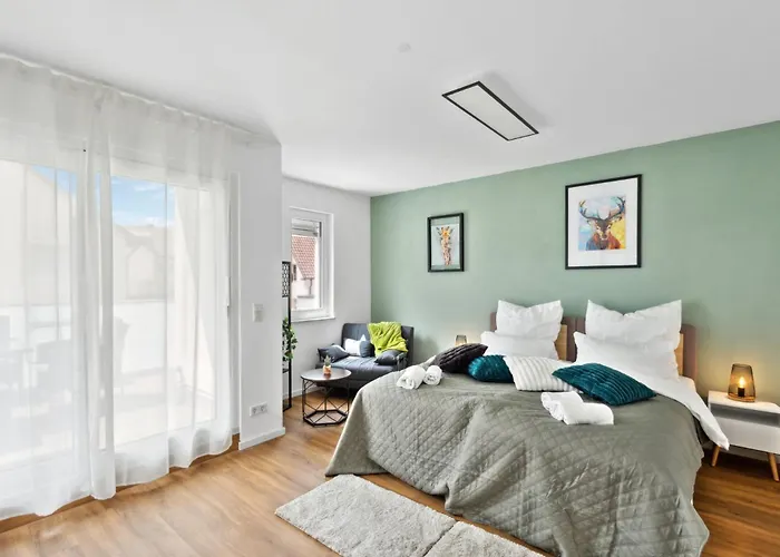Apartament Harmonie Homes - Built In 2025 - High-quality Beds & Linen - Full Kitchen - Fiber Wifi - 4k Smart Tv - 2 Balconies - Elevator - Free Private Parking - Near Augsburg - 20 Min Via Autobahn To Munich-west Dasing