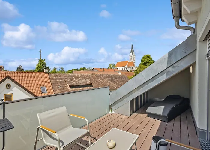 Apartament Harmonie Homes - Built In 2025 - High-quality Beds & Linen - Full Kitchen - Fiber Wifi - 4k Smart Tv - 2 Balconies - Elevator - Free Private Parking - Near Augsburg - 20 Min Via Autobahn To Munich-west *