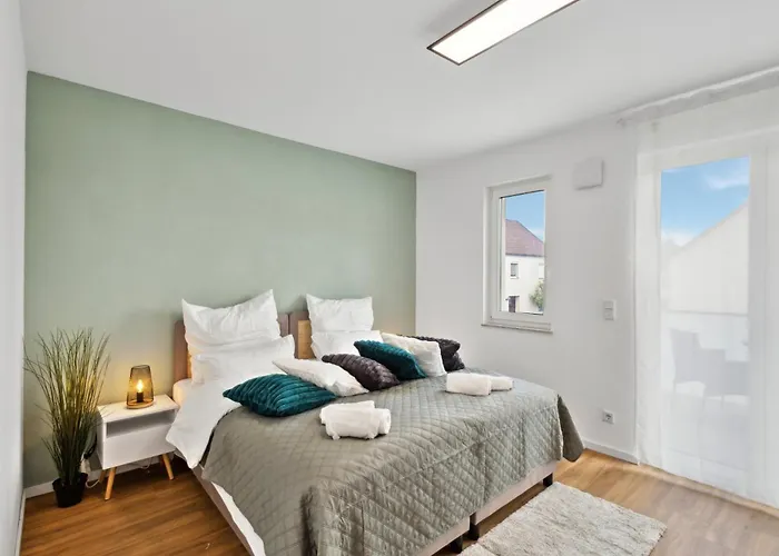 Harmonie Homes - Built In 2025 - High-quality Beds & Linen - Full Kitchen - Fiber Wifi - 4k Smart Tv - 2 Balconies - Elevator - Free Private Parking - Near Augsburg - 20 Min Via Autobahn To Munich-west Dasing